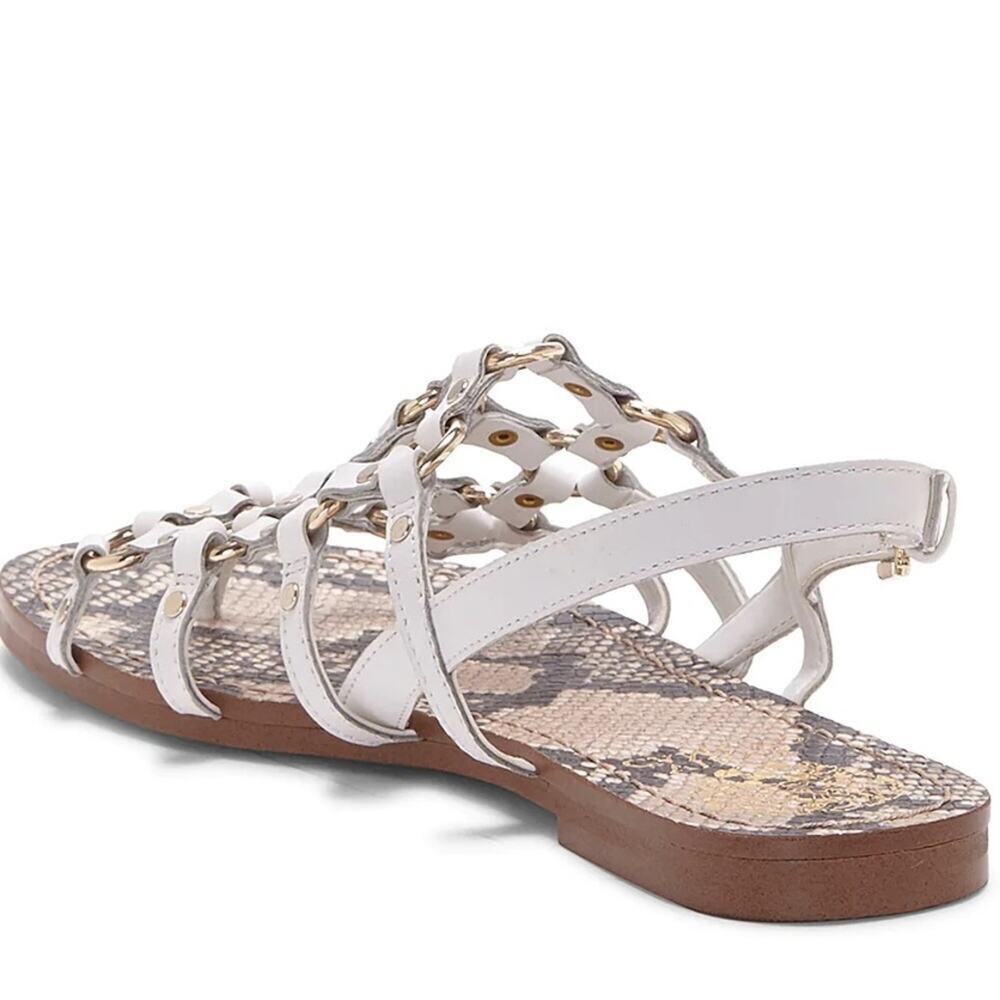 NEW Vince Camuto Richintie Leather Cage Sandal Studded Silver Vacation Flats 8.5 - Picture 3 of 6